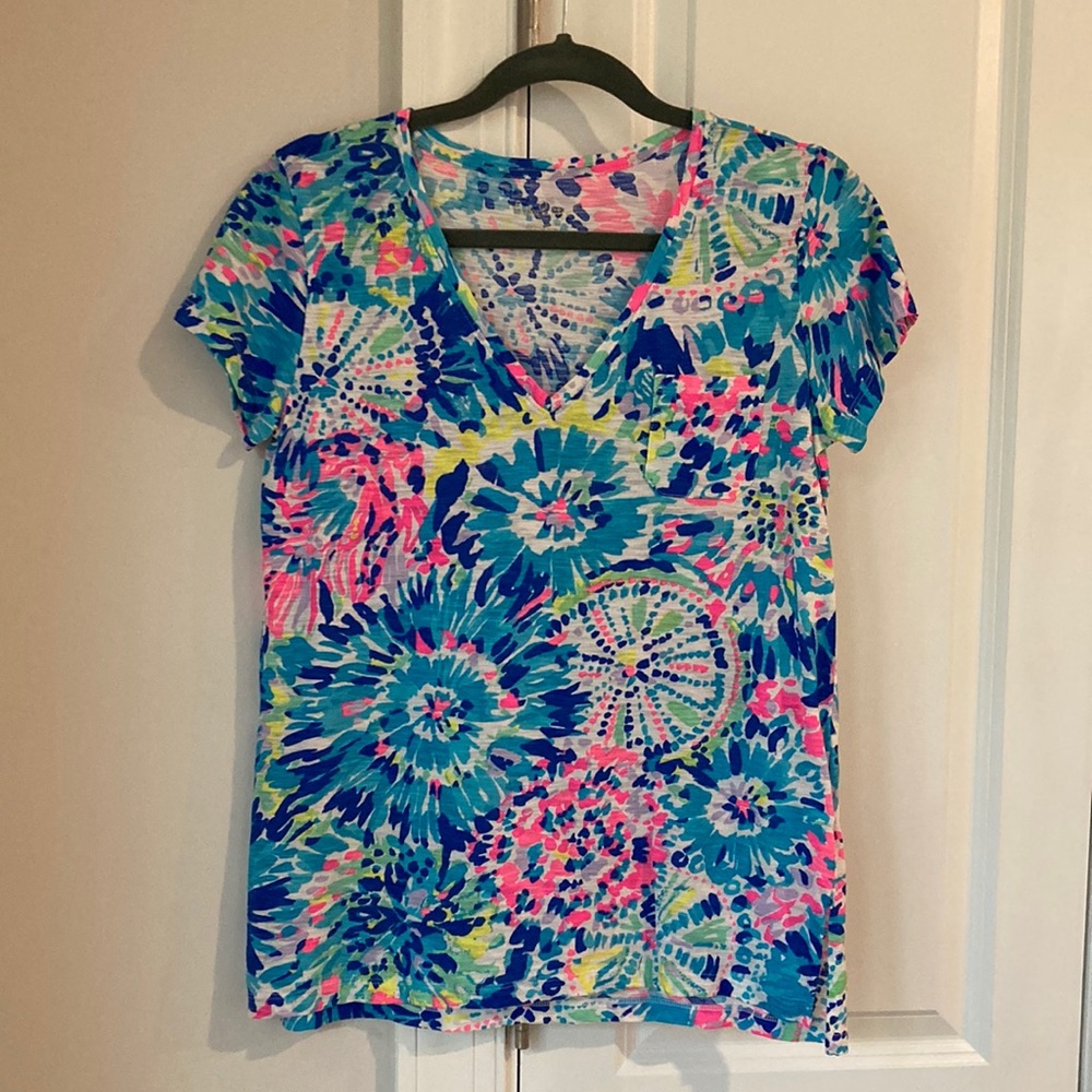 Lilly Pulitzer tee